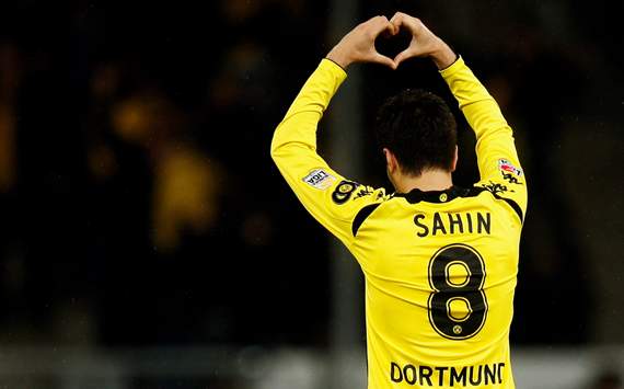  多特蒙德新援首秀破门，球迷高呼超值引援  