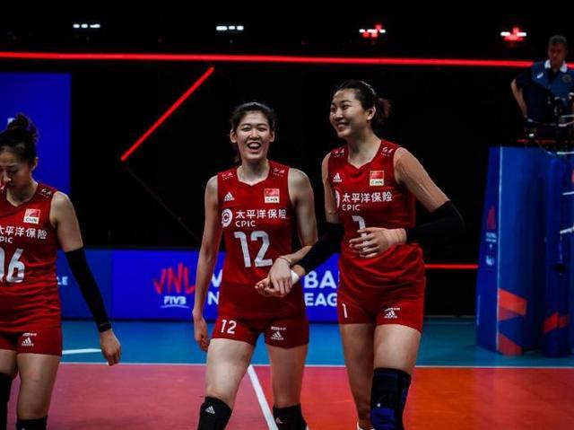  兰斯定位球战术奏效，关键三分逃离降级区